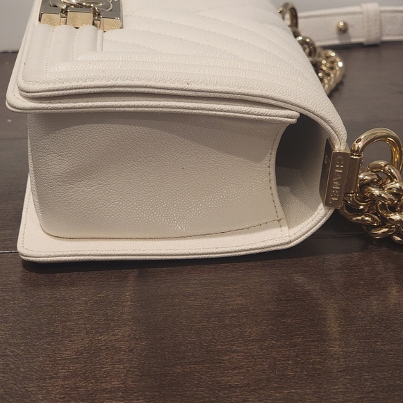 CHANEL SMALL BOY BAG (WHITE W/GOLD) - Picture 8 of 16